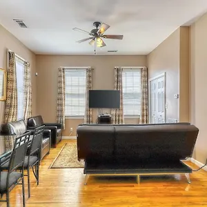 Cityscape Holiday home