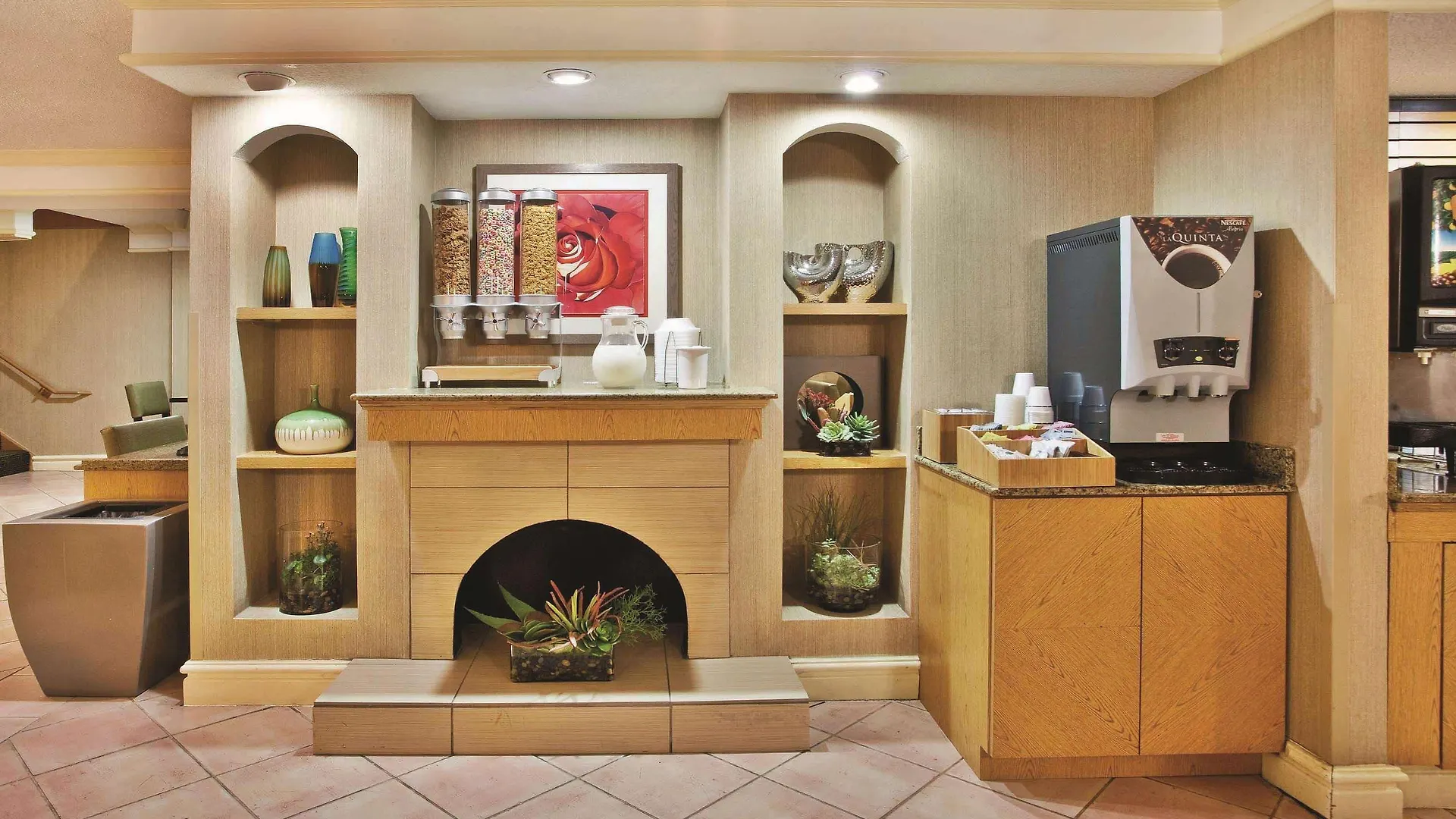 La Quinta Inn By Wyndham Savannah Midtown